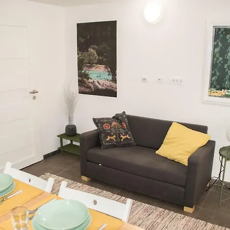 Apartman Spacious Apartment With Garden And Free Parking Ljubljana